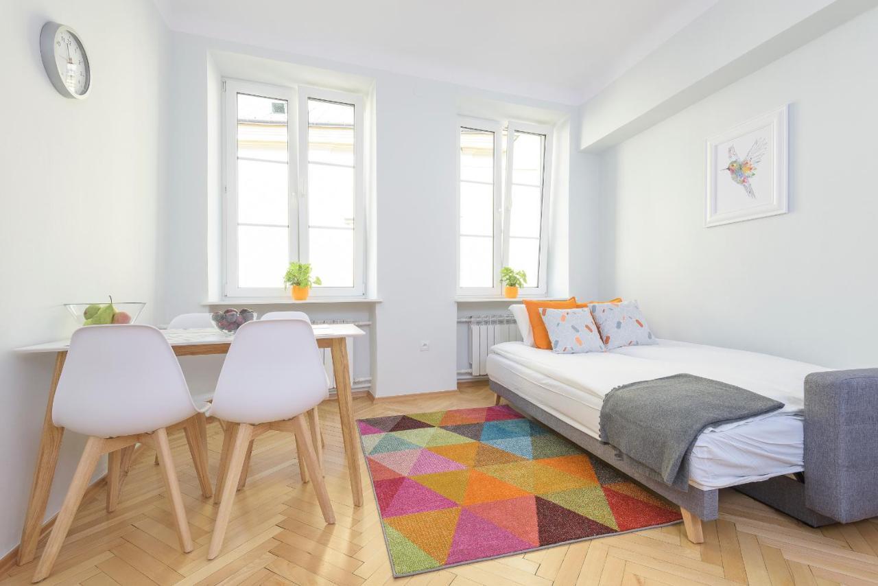 Bright And Modern Apartment In The Heart Of The Old And New Town วอร์ซอ ภายนอก รูปภาพ