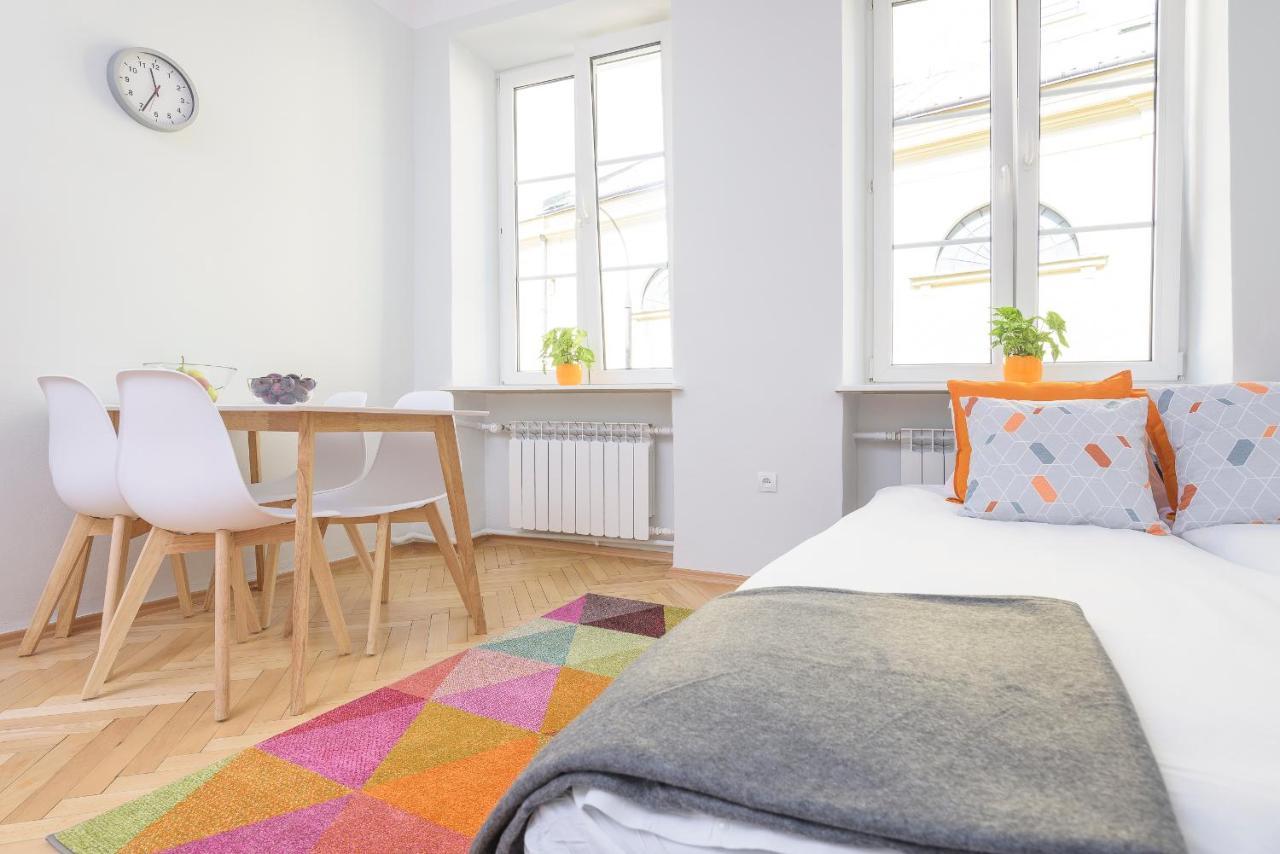 Bright And Modern Apartment In The Heart Of The Old And New Town วอร์ซอ ภายนอก รูปภาพ
